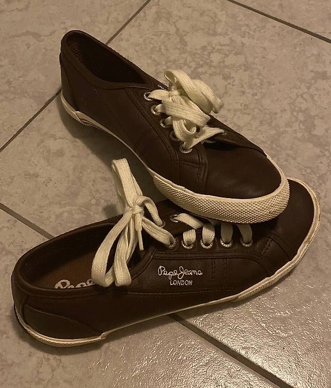 Scarpe da donna: Sneakers pepe jeans  – Usato da Eggersriet venduto da Gio_Mag_Stucki