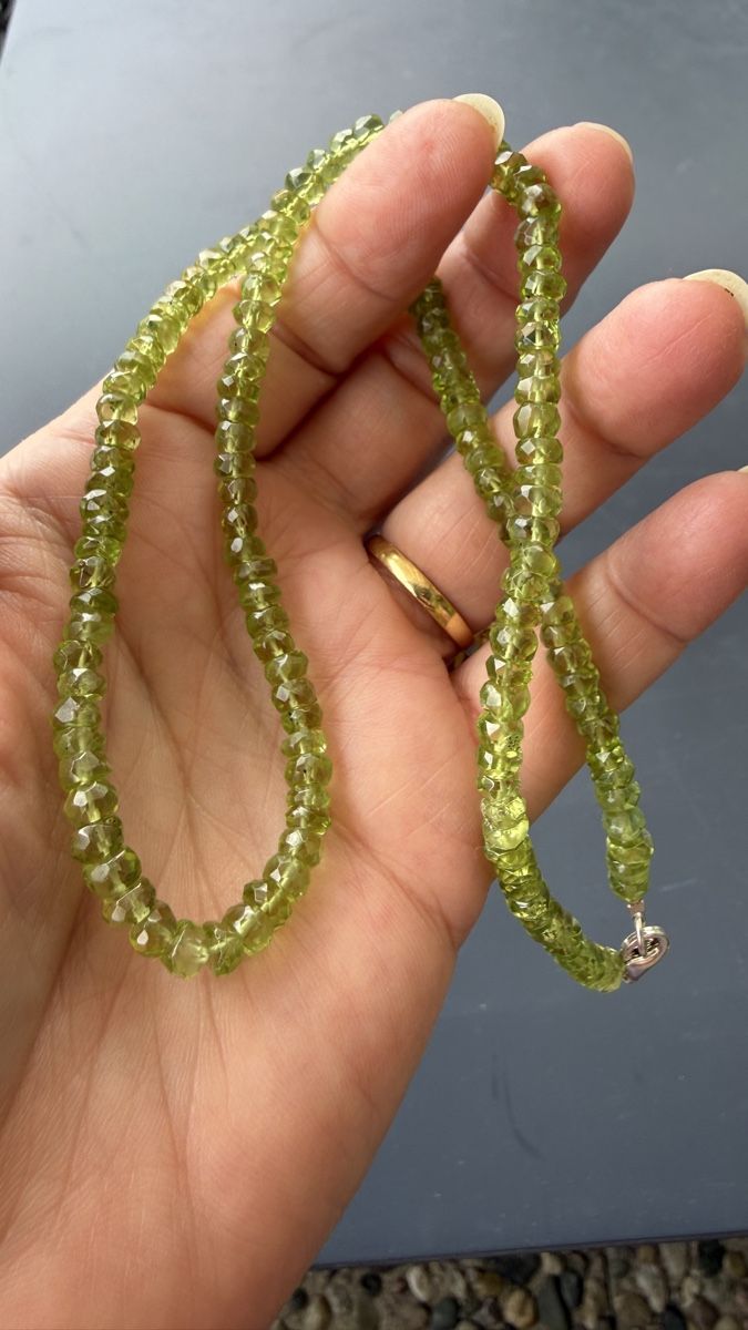 Catenine: Wunderschöne Peridot-Halskette, 47 cm – Nuovo e nell'imballaggio originale da Ebikon venduto da Leonidas2 6