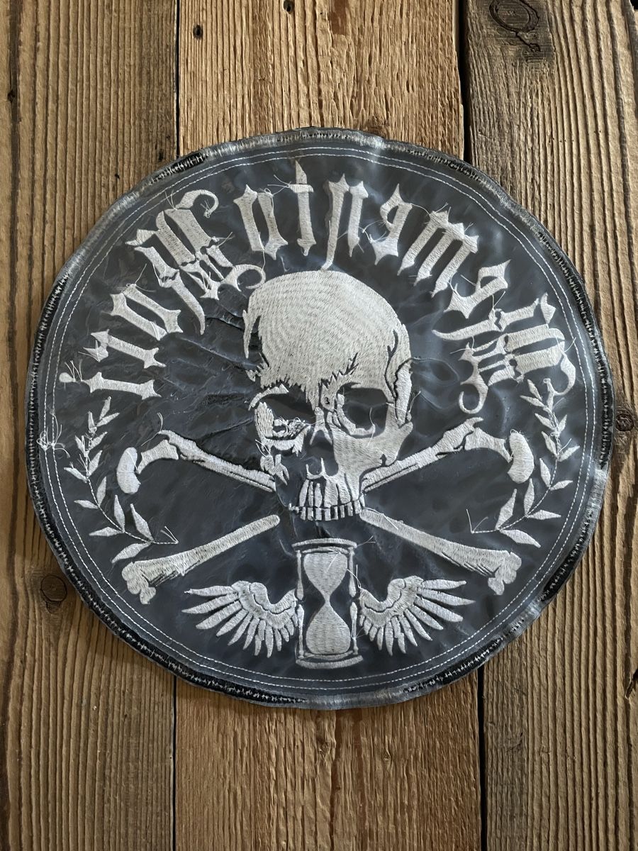 Patches: Aufnäher Schädel Tischläufer – Neu (gemäss Beschreibung) aus Lüsslingen von eehm 1