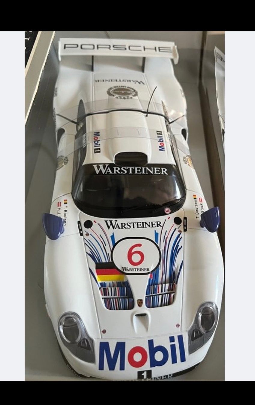 Porsche Modellini d'auto: Porsche 911 GT1 UT Models 39720 1:18 – Usato da St-Cergue venduto da ncu_t267 4