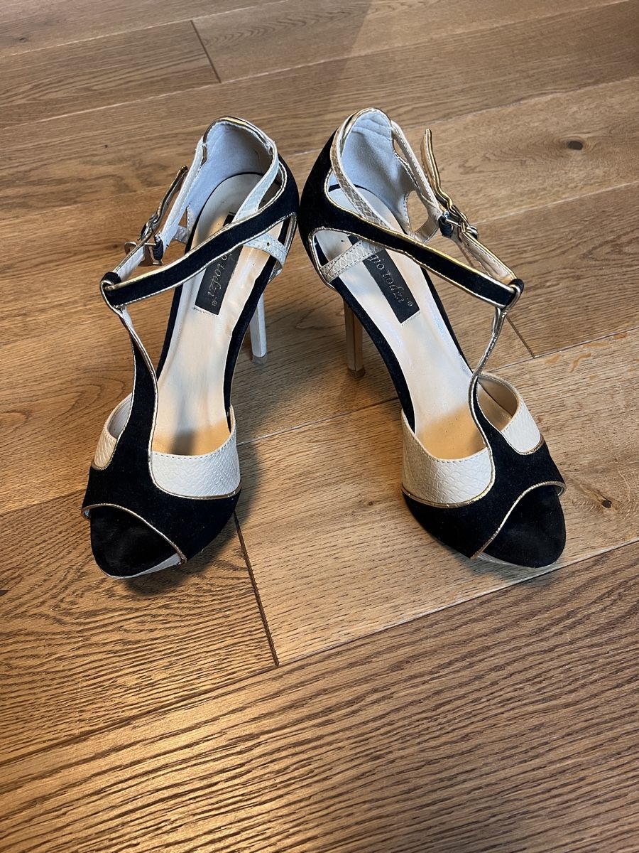 Scarpe da donna: High Heels Gr. 41 – Usato da Gelfingen venduto da Diana_Tall 1