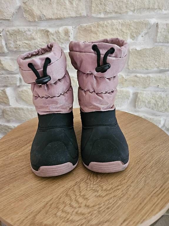 Chaussures filles: Snowboot Gr. 26/27 – D'occasion à La Heutte par tau_5vvl 1