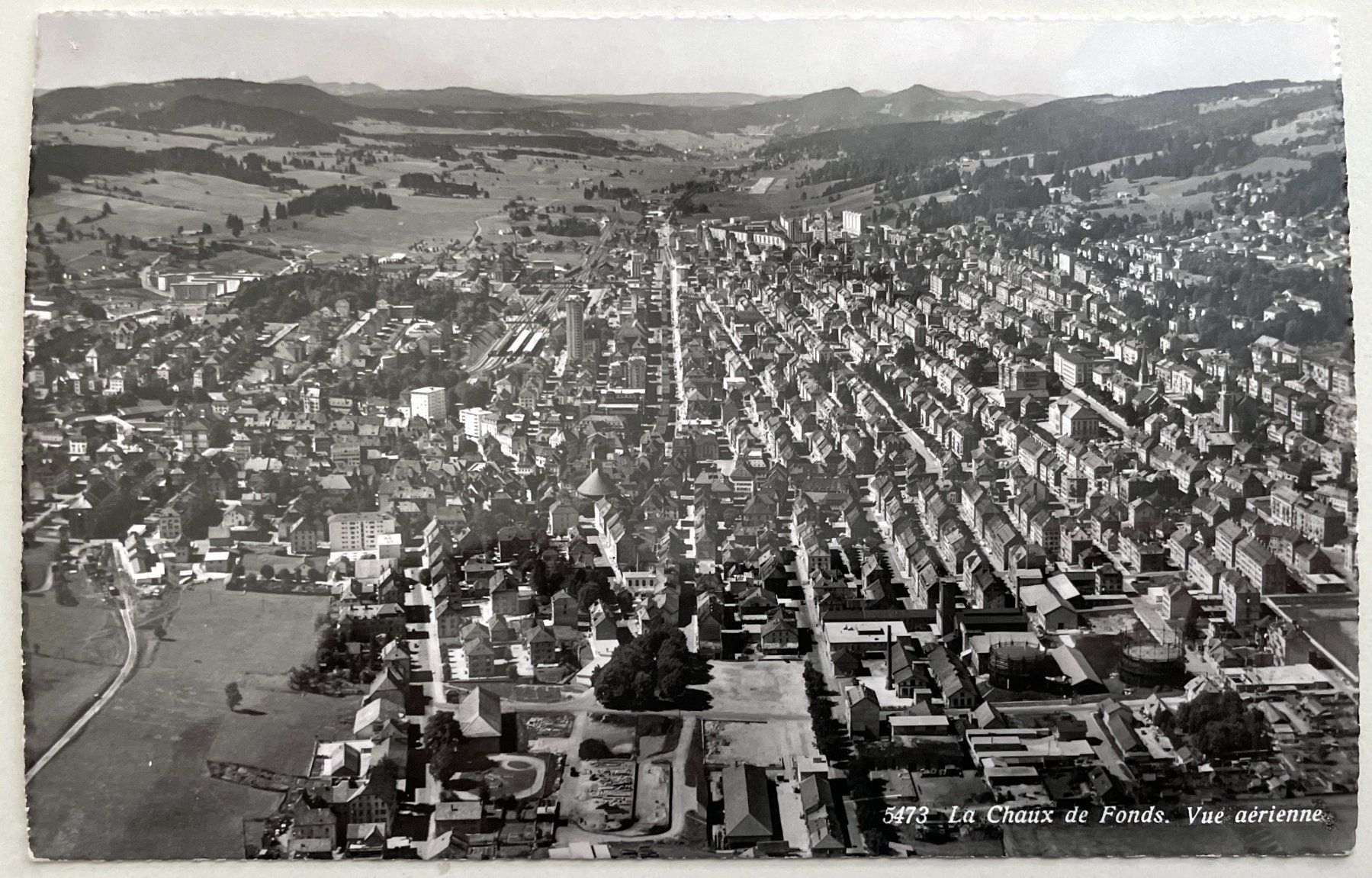 Cartoline postali: La Chaux-de-Fonds - Vue aérienne – Usato da Savagnier venduto da Ne2065