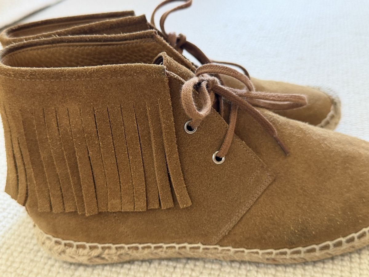 Saint Laurent Damenschuhe: Saint Laurent chaussures daim à franges – Gebraucht aus Genève von bisounours23 1