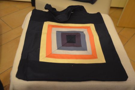 TASCHE NEU HANDARBEIT