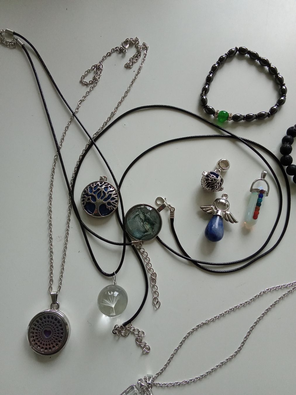 Altri gioielli: Set Modeschmuck neu – Nuovo (secondo la descrizione) da Oberengstringen venduto da Pepper6 1
