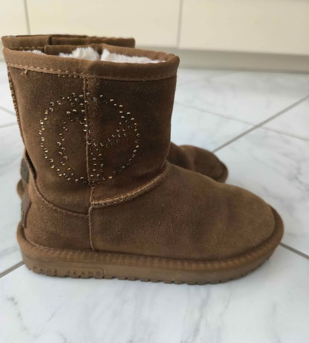 Scarpe per ragazzi: Mädchen Schuhe nr33 – Usato da Buchs SG venduto da Cor-Pie