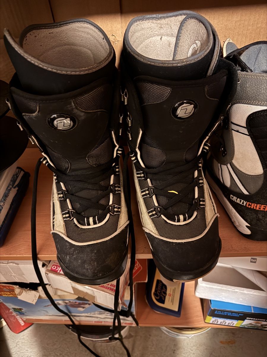 Deeluxe Scarpe da uomo: DeeLuxe Snowboard Boots Grösse 45 braun/schwarz – Usato da Walenstadt venduto da sam_6fmb 1