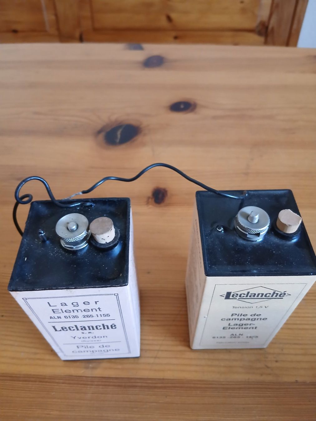 Misurare: Schiebewiderstand und 2 Leclanché Batterien alt – Usato da Oberentfelden venduto da Trinity1945 7