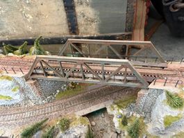 Modellbahnanlage Brücke und Gleise H0 Konvolut