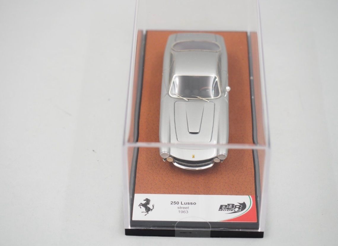 BBR MODELS Ferrari 250 Lusso 1963 1:43 (Neu (gemäss Beschreibung