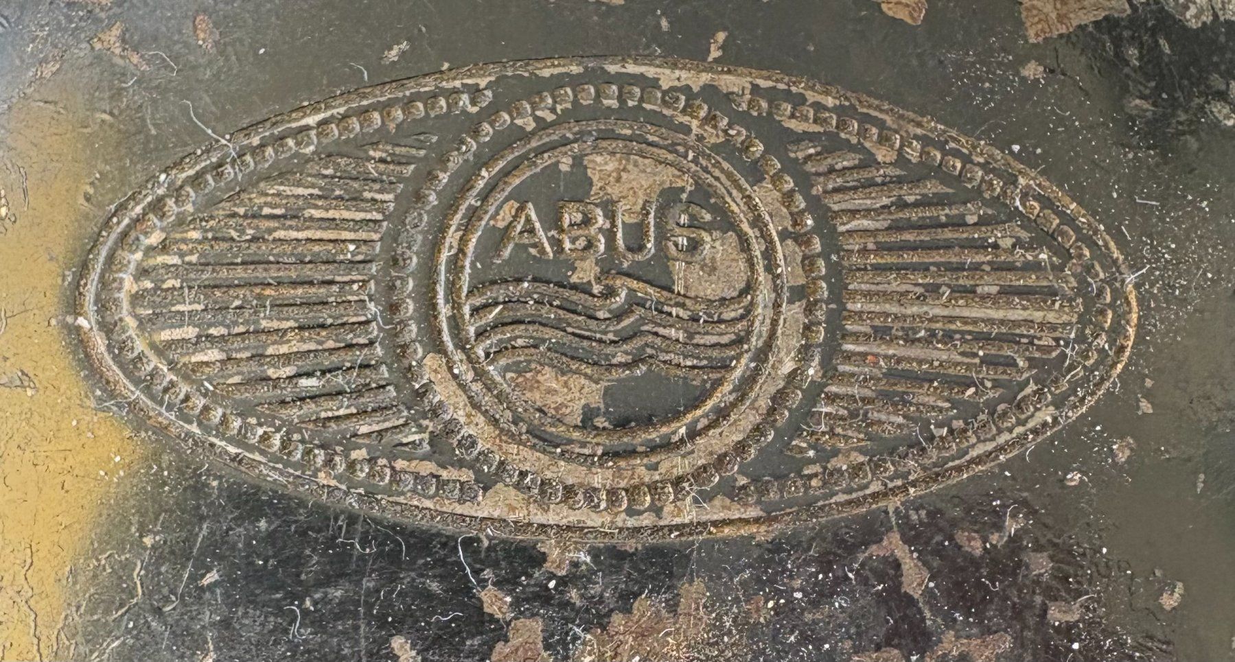 Lucchetti: VINTAGE VORHÄNGESCHLOSS MIT SCHLÜSSEL – Usato da Ostermundigen venduto da wini63 3