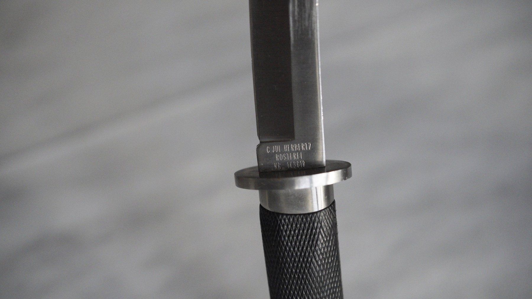 Coltellini militari: Pfadfinder-Messer in Tanto Form mit Scheide – Usato da Schlieren venduto da tibitZH 3