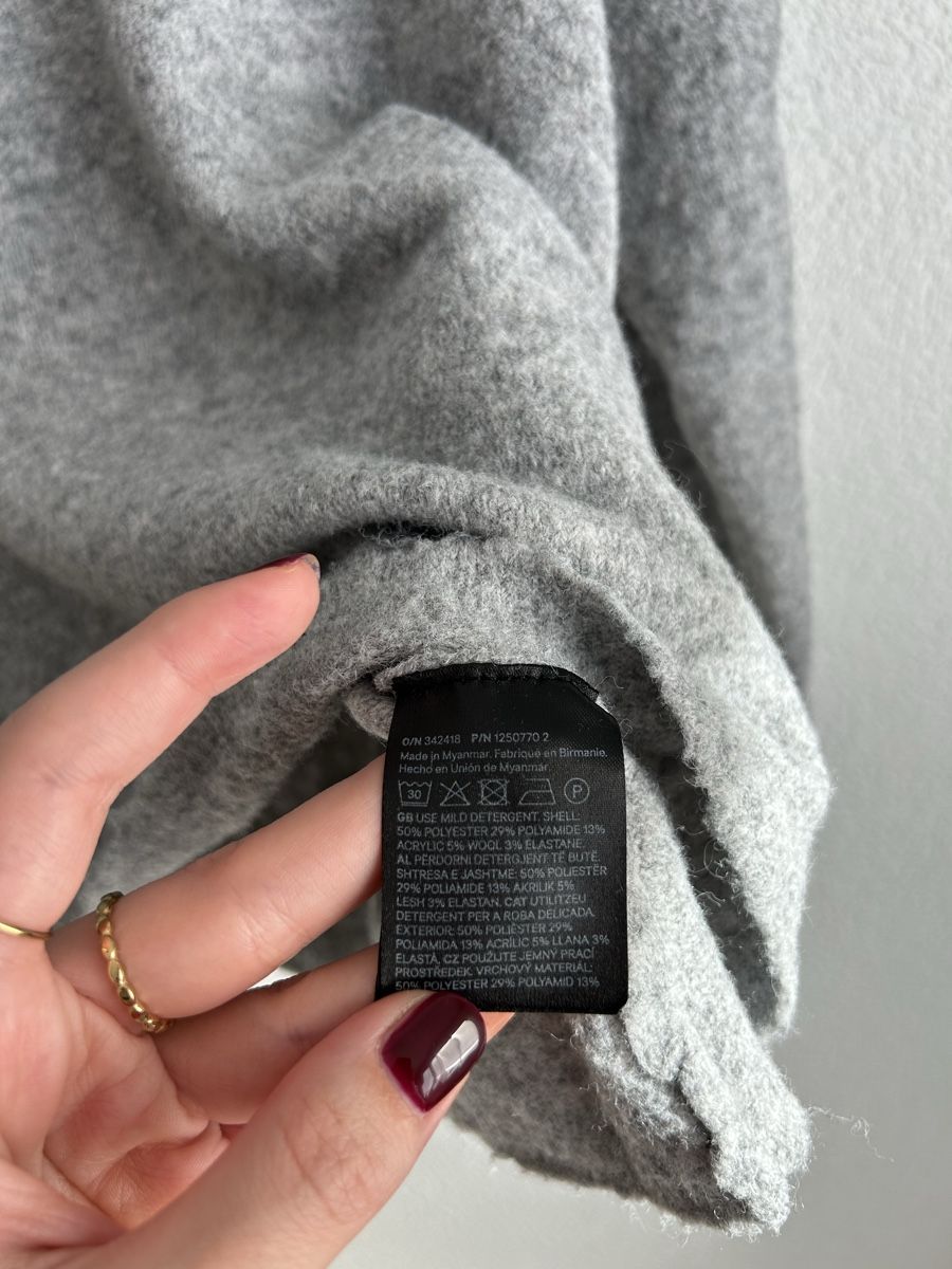 H&M Maglioni & Felpe: H&M Pullover grau – Usato da Chur venduto da faja7000 4