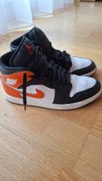 Nike Air Jordan Sneaker orange schwarz Gr. 42