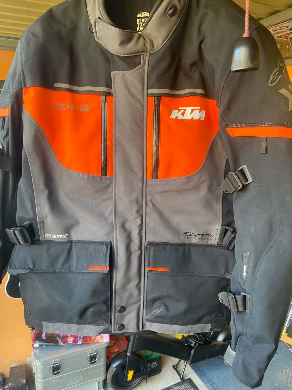 Alpinestars Costumes: Motorradanzug KTM grösse L – D'occasion à Embrach par Toeffan 1