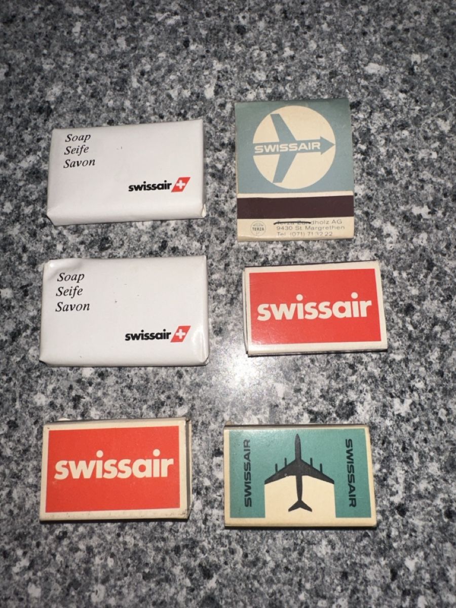 Feuerzeuge: Swissair e articoli da viaggio vecchi – Gebraucht aus Morbio Inferiore von Ecod
