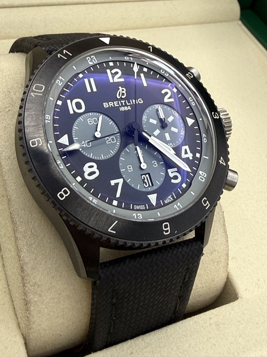 Breitling Orologi: Breitling Super Avi Chronograph GMT 46 Full Set 2023 – Usato da Zürich venduto da watchdealer-24 2
