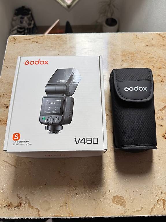 Godox Flashs: Godox V480S Blitzgerät für Sony – Neuf (Voir description) à St. Margrethen par devin_fr 1