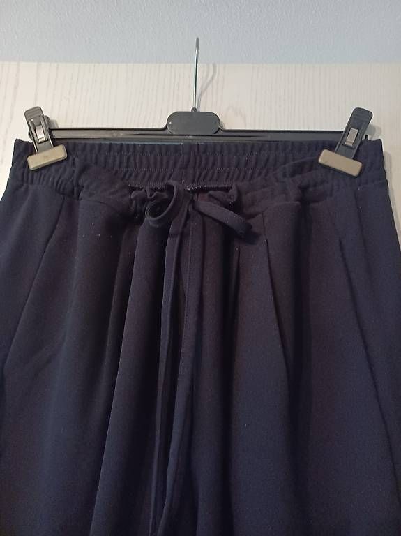 Hosen: Pantalon – Gebraucht aus Soyhières von 5jm_5czl 1