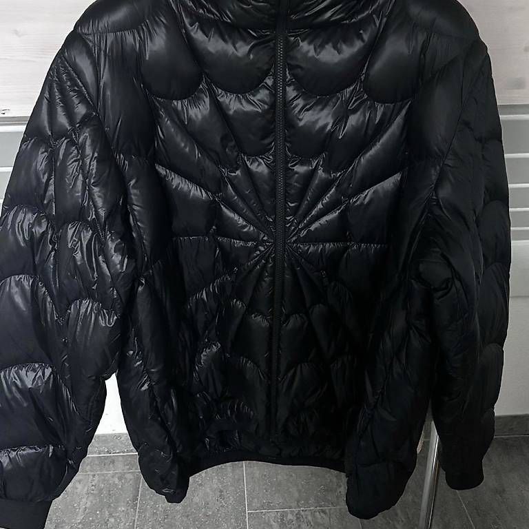 Jacken: Moncler x Spiderman – Gebraucht aus Obergerlafingen von raj_5njg