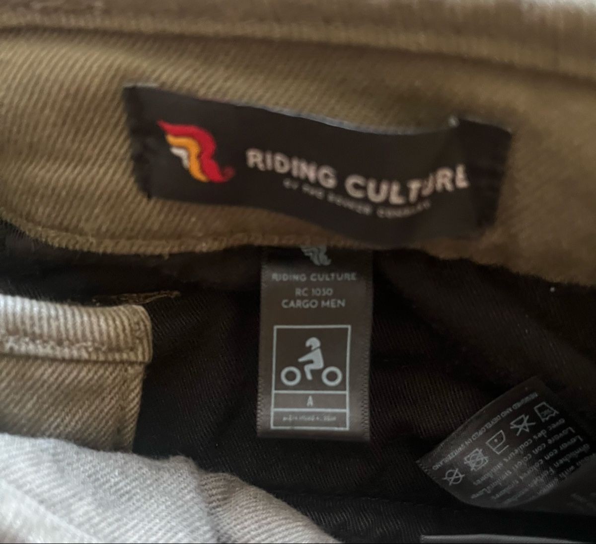 Pantalons: Motorradhose / Cargohose – D'occasion à Adliswil par Eseestern 1