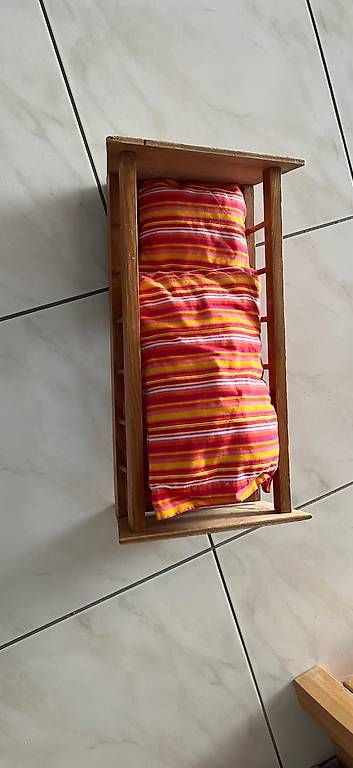 Articles en bois: Zu verschenken  – D'occasion à Safenwil par Tokioman