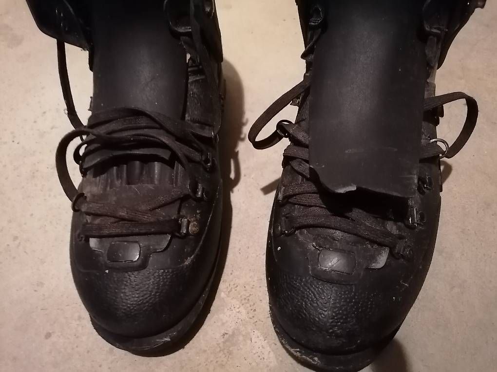 Raichle Chaussures hommes: Schalenschuhe Schweizer Armee – D'occasion à Zäziwil par hodelan 2