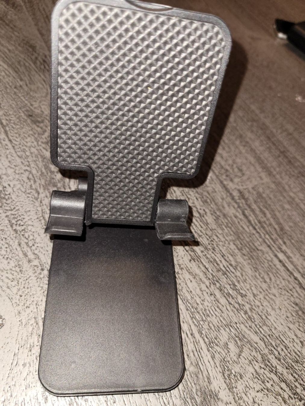 Recipients et similaires: SMARTFON STÄNDER – Neuf avec emballage d'origine à Bassersdorf par leader07