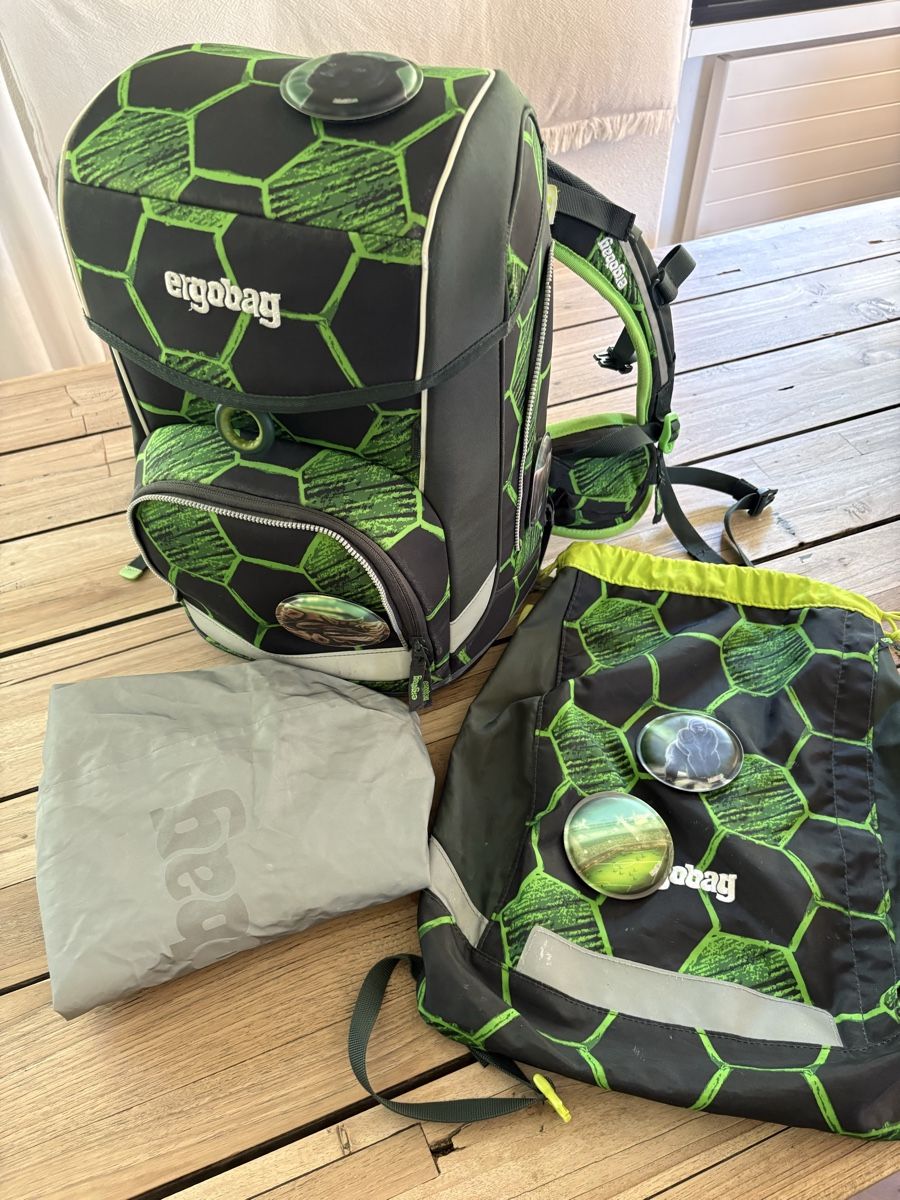 Ergobag Rucksäcke: Ergobag Rucksack Set – Gebraucht aus Herisau von F.Danuser