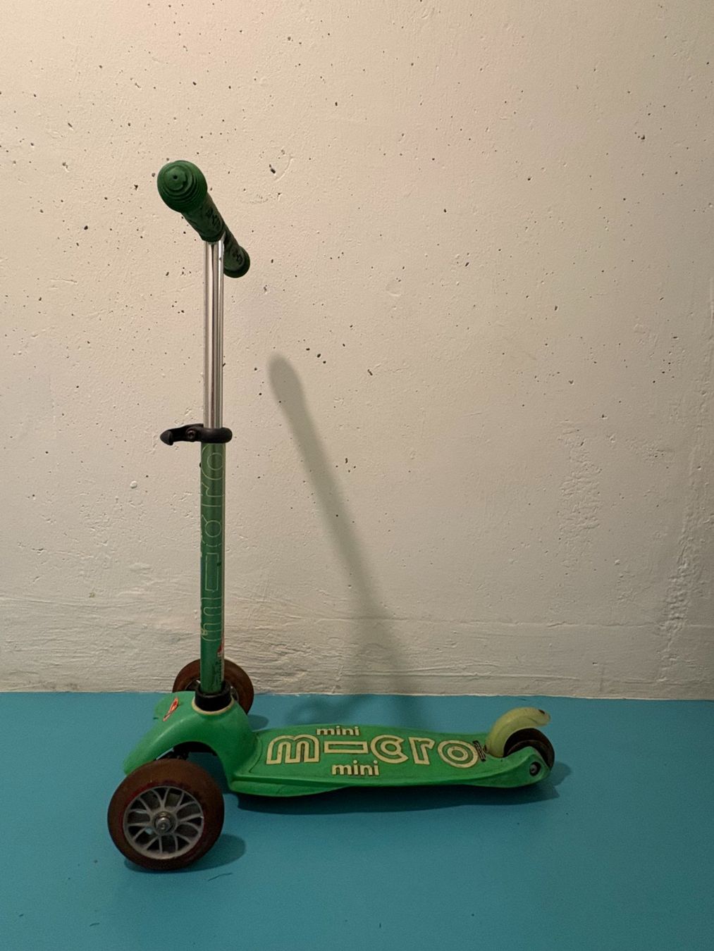 Micro Kickboard: MICRO-MINI Scooter - Grün – Gebraucht aus Greifensee von oli_c7w6
