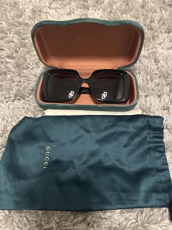 Gucci Sunglasses Black Square oversized Vintage Style