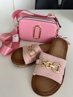 Pantoletten/Sandalen und Tasche im Set, neu mit Etikett
