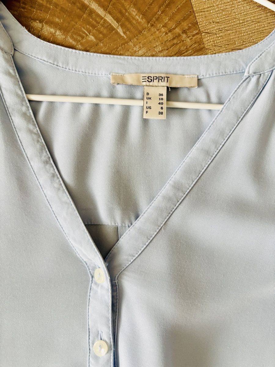 Esprit Camicette: Esprit Bluse Gr. 36 Hellblau - NEU – Nuovo (secondo la descrizione) da Ennetbürgen venduto da Evelyne_G 1