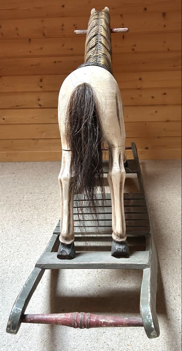 Tutte le decorazioni: Altes Schaukelpferd – Usato da Langenthal venduto da elk_2qw5 3