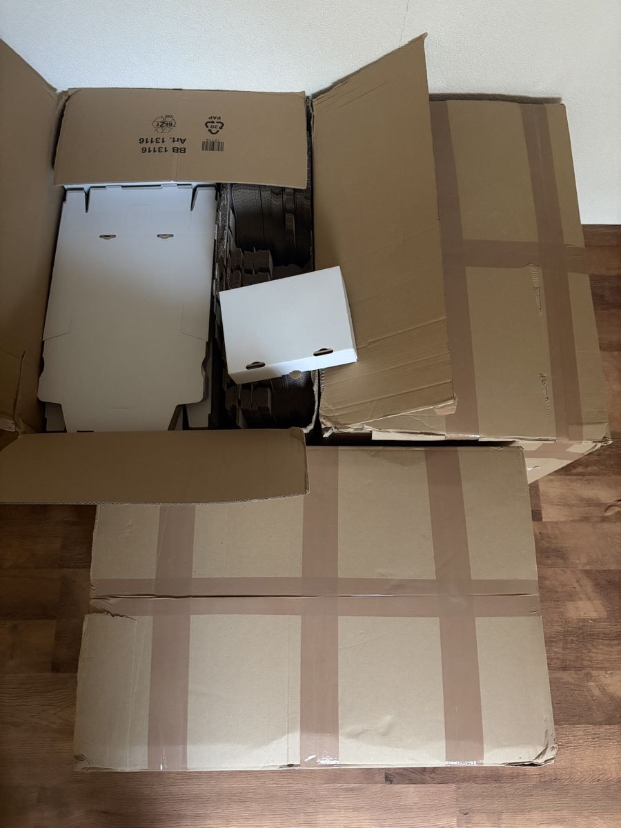 Casse di trasporto: Maxibriefkarton DIN A6 + kleine Taschen – Nuovo (secondo la descrizione) da Eiken venduto da sar_9vdg 2