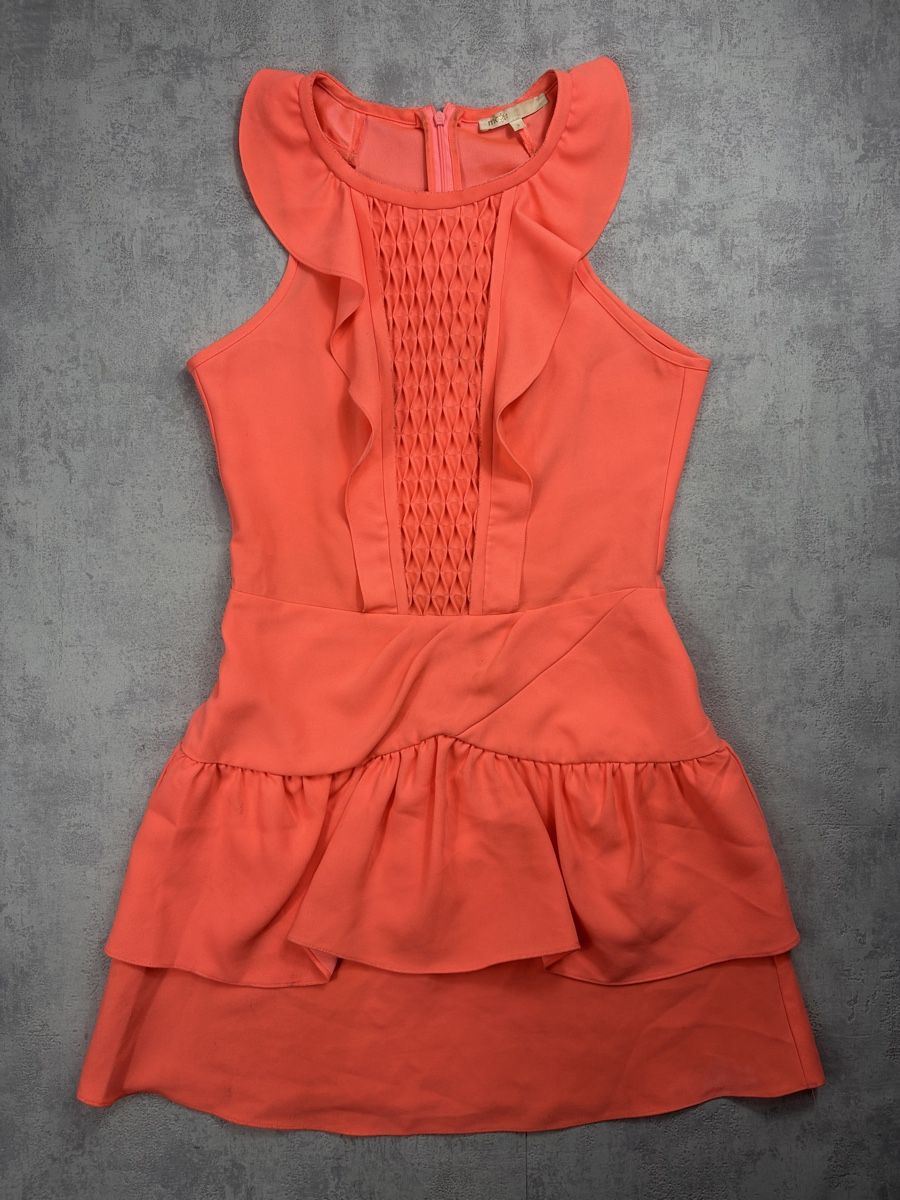 Maje Kleider: Robe Maje Retta Corail à Volants - Taille 2 (M) – Neu (gemäss Beschreibung) aus Hauterive NE von Leo_o