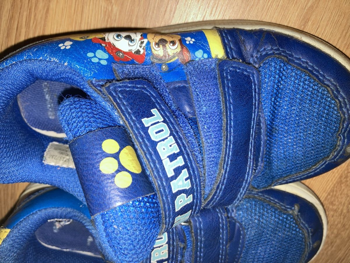 Scarpe per ragazzi: Paw Patrol Turnschuhe Gr. 27 – Usato da Emmenbrücke venduto da JJ_89 1