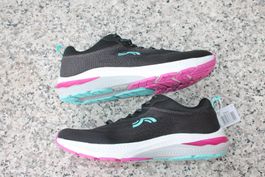Baskets neuves taille 41