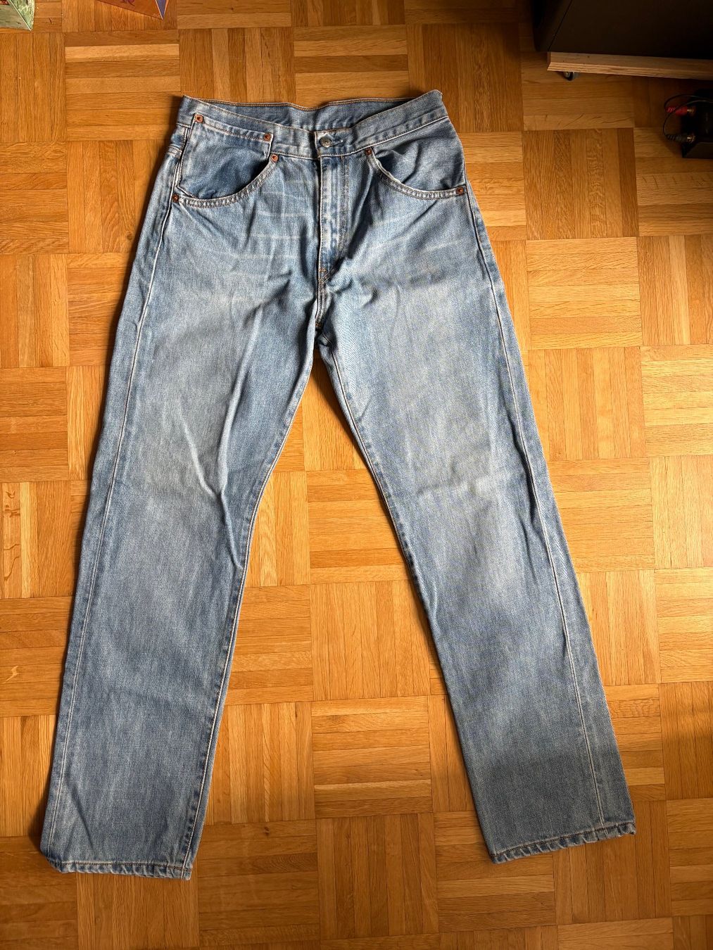 Levi's Jeans: Lewis 511 - Hellblau - W30 L32 – Usato da Zürich venduto da Malcom 1