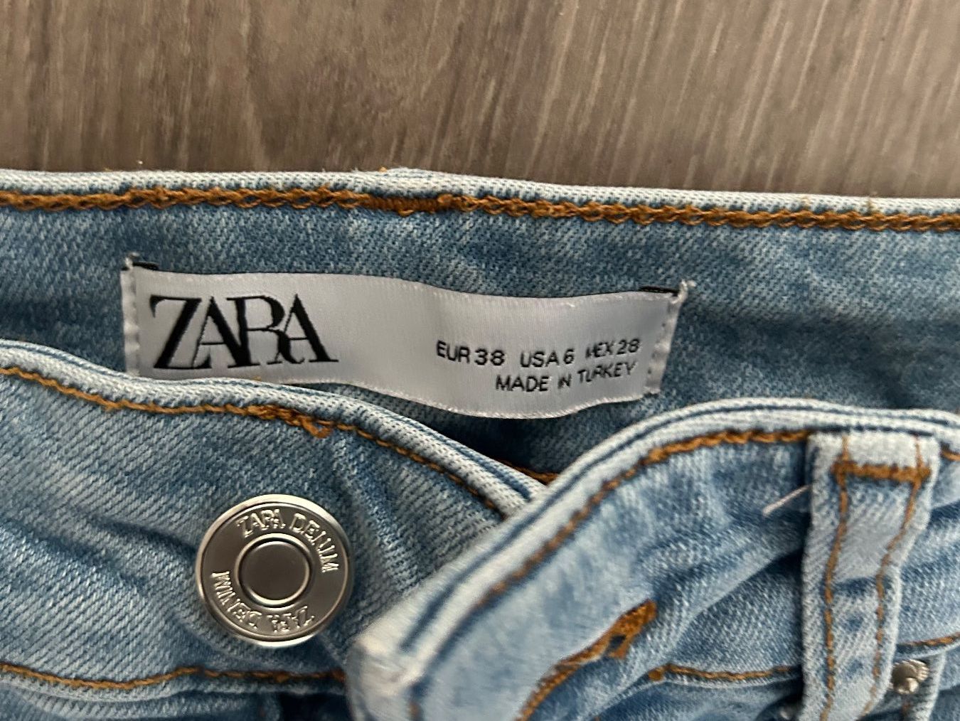 Zara Jeans: Damenhose ZARA Gr. 38 – Usato da Obergösgen venduto da Andre118 1