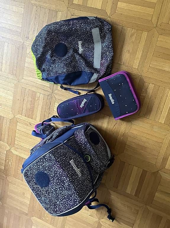Ergobag Borse & Zaini: Ergobag Schulthek mit Turnbeutel und Mäppchen – Usato da Zürich venduto da til_yf9j 1