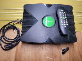 XBOX mit diversen Spielen