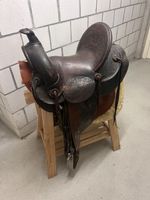 Westernsattel Leder mit Verzierungen guter Zustand