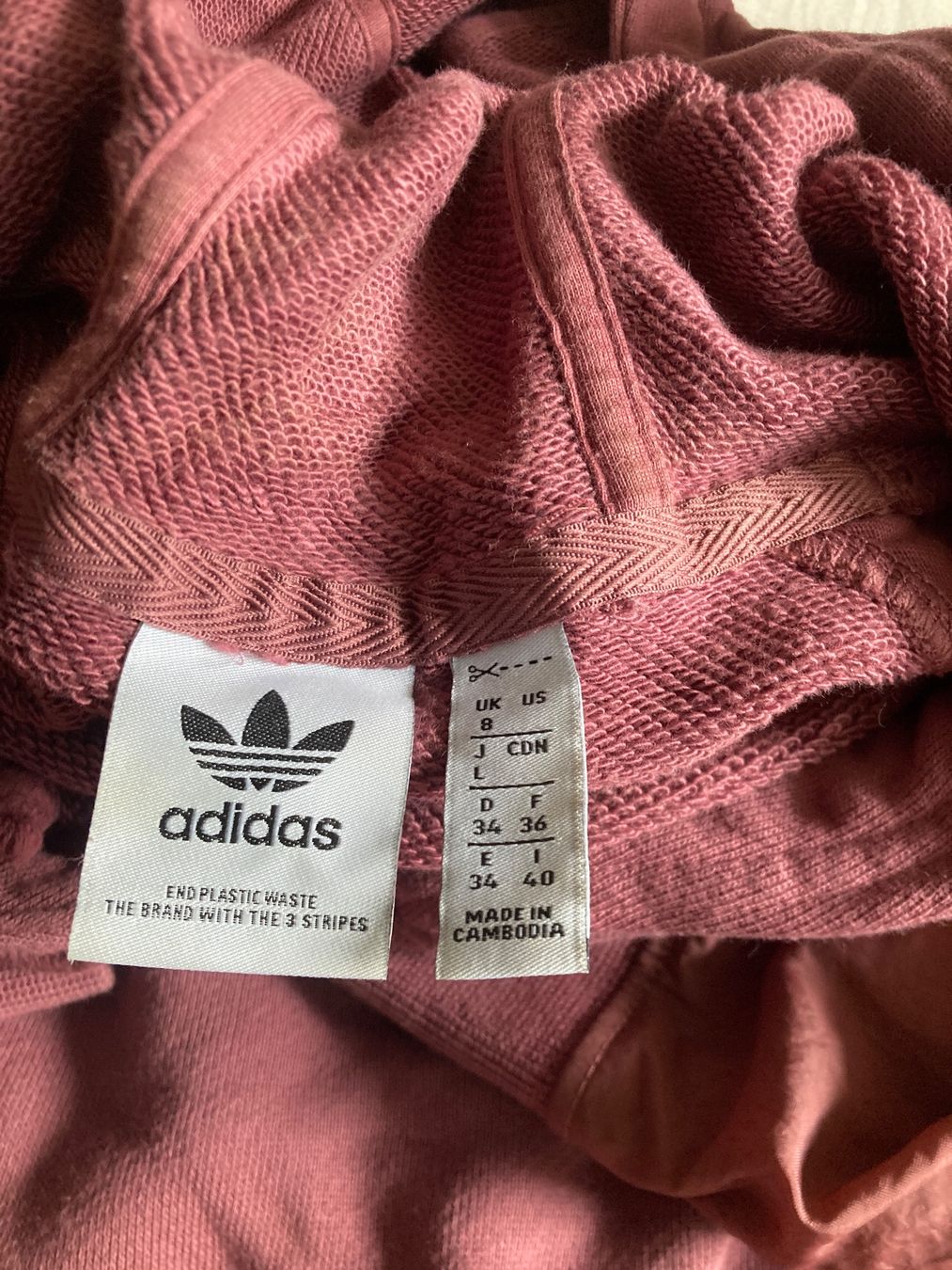Adidas Pulls & Sweat-shirts: Adidas Cropped Hoodie – D'occasion à Zürich par Frangipan23 2