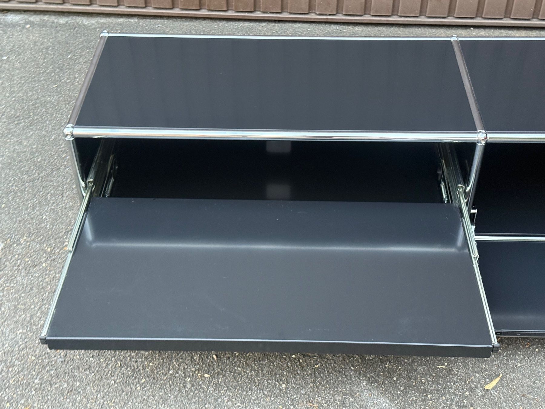 USM Mobili TV: USM Haller Lowboard – Usato da Schinznach-Dorf venduto da mix 5