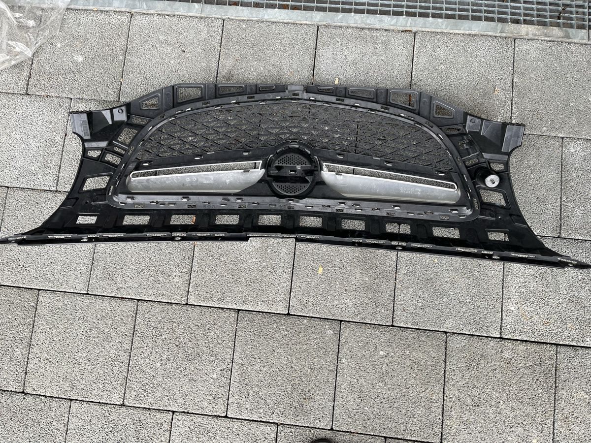GM Alle Autoersatzteile: Opel Insignia OPC Kühlergrill  – Gebraucht aus Oftringen von pedrof7 4