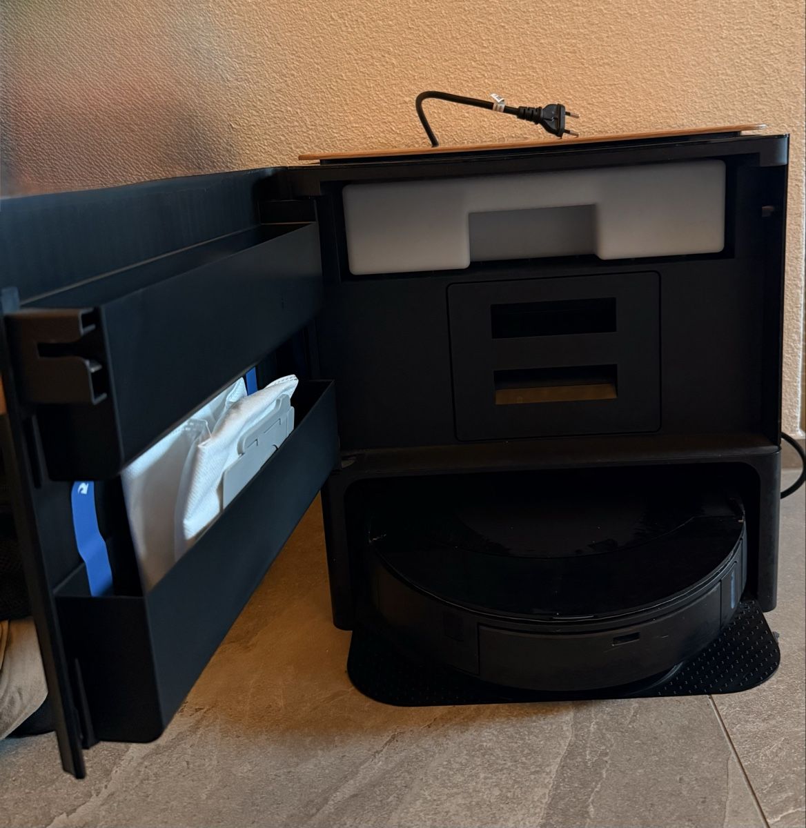 Irobot Aspirapolveri & Accessori: iRobot Roombo Combo J9 – Usato da Grabs venduto da nanselchen 1