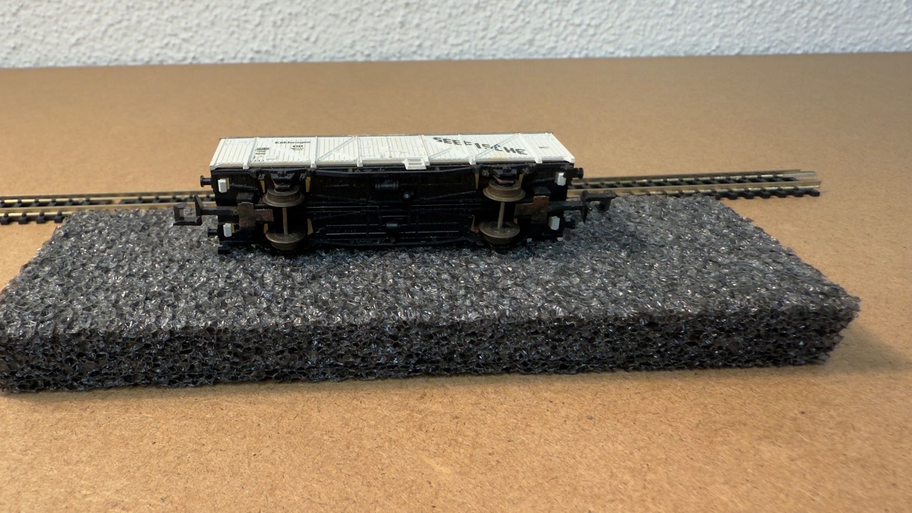 Roco Modelleisenbahnen: Roco Seefisch Güterwagen Spur N – Gebraucht aus Schlieren von rat_lq6b 5