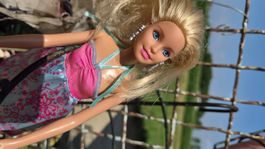 Vintage Barbie 2010 MATTEL / 1186NL Indonesia